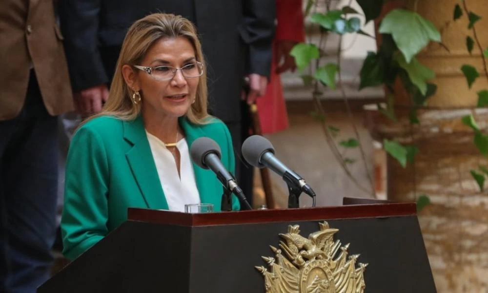 Βολιβία: Ο εισαγγελέας ζήτησε την προφυλάκιση της πρώην προέδρου Ζανίν Άνιες